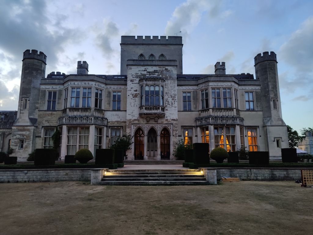 A summer wedding at Ashridge House