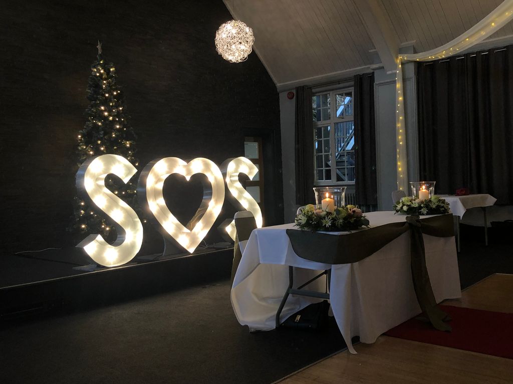 Light up wedding letters