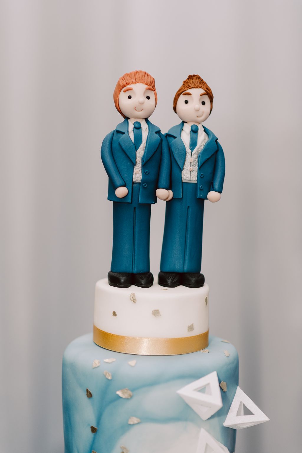 Wedding cake toppers